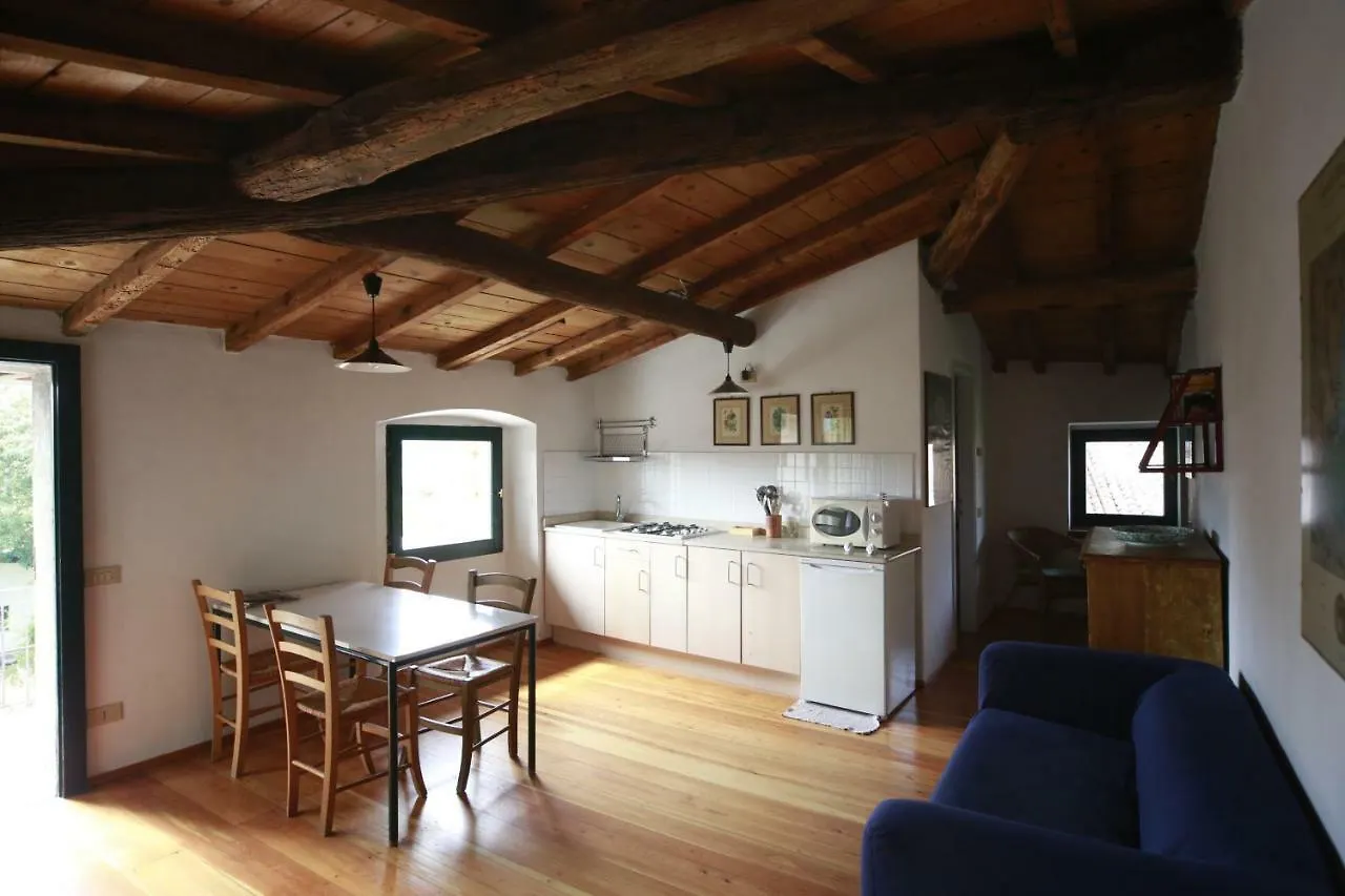 Agriturismo Le Chiusure San Felice del Benaco 0*,  İtalya